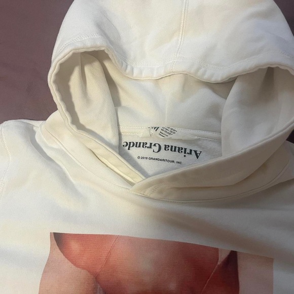 ariana grande cream/white sweetener hoodie - Picture 3 of 4